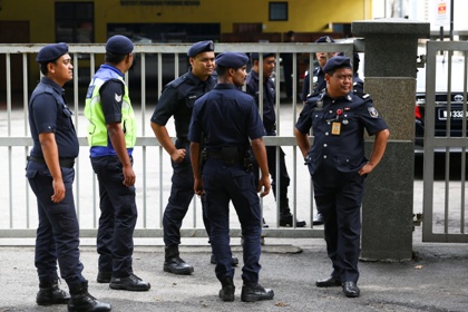В Малайзии арестовали семь человек за связи с террористами