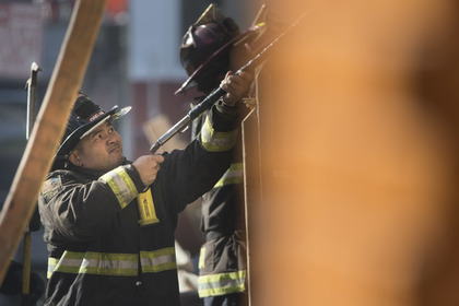 В США при пожаре в жилом доме погибли мать и четверо детей