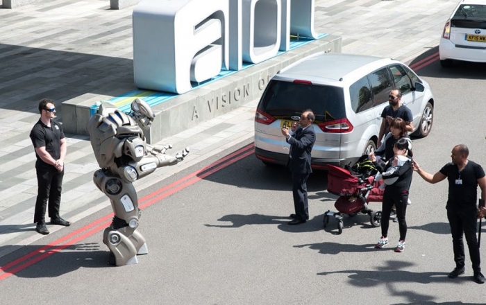 Законы робототехники. Как регулировать искусственный интеллект