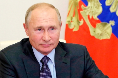 Владимир Путин поручил продолжить адресную поддержку безработных